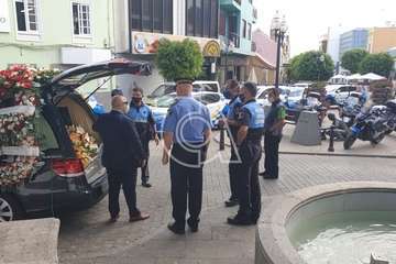Telde despide con honores y lágrimas a su agente Martín Calzada (Foto Francisco Javier Santana)